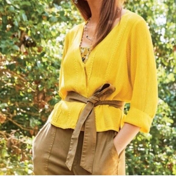 CAbi style #5637 Sunny Sweater, slightly cropped, 4 snap closure, cotton blend S - Picture 7 of 10